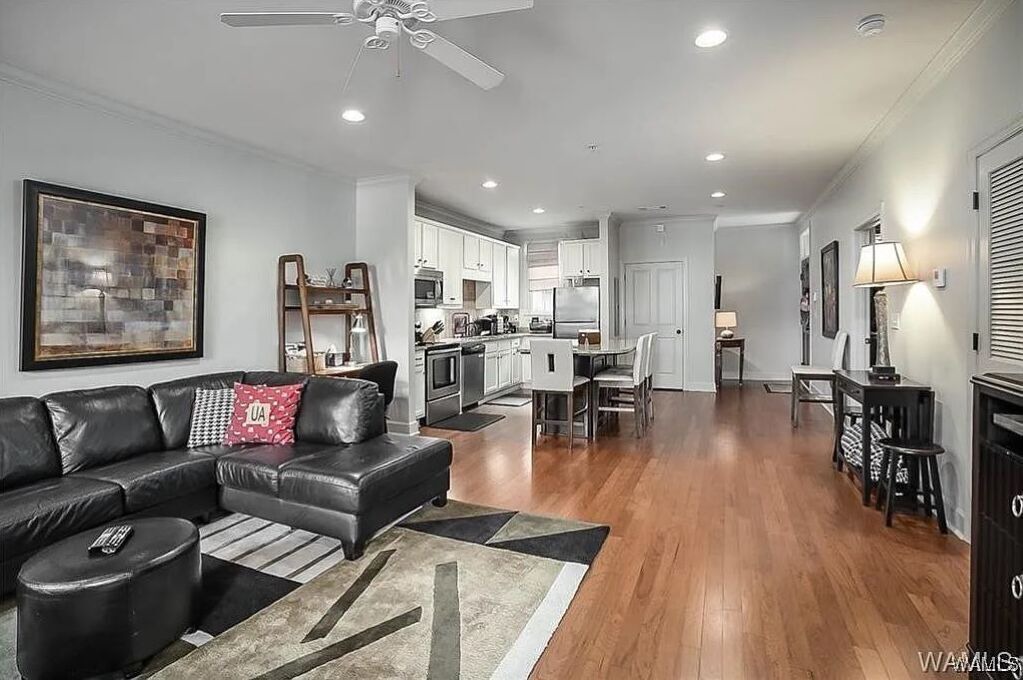 Photo of Livingroom in The Strip