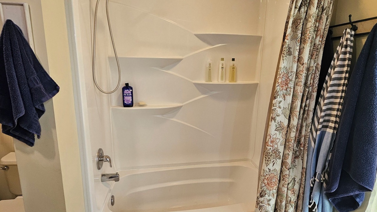 Photo of Bathroom in South Valley
