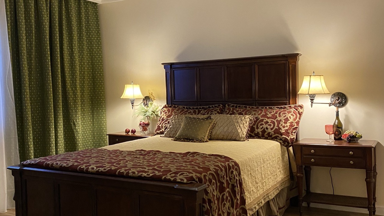 Photo of Bedroom in Wilmington Historic District