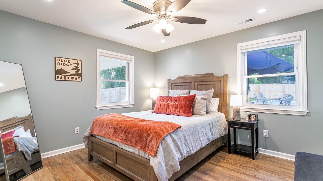 Photo of Bedroom in Pisgah Forest