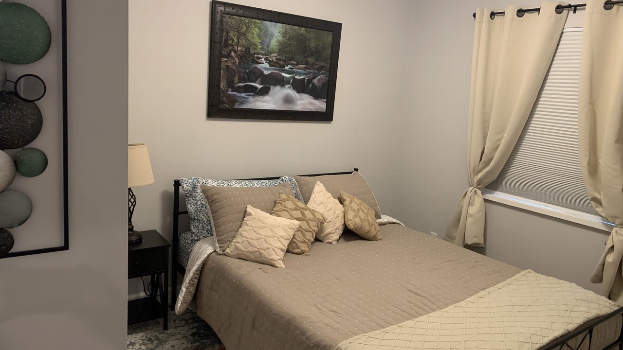 Photo of Bedroom in Homer