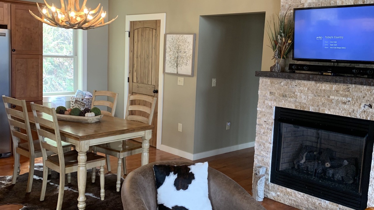 Photo of Livingroom in Boone
