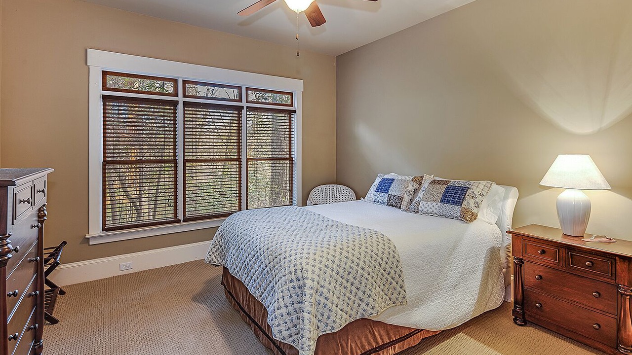 Photo of Bedroom in Lake Toxaway