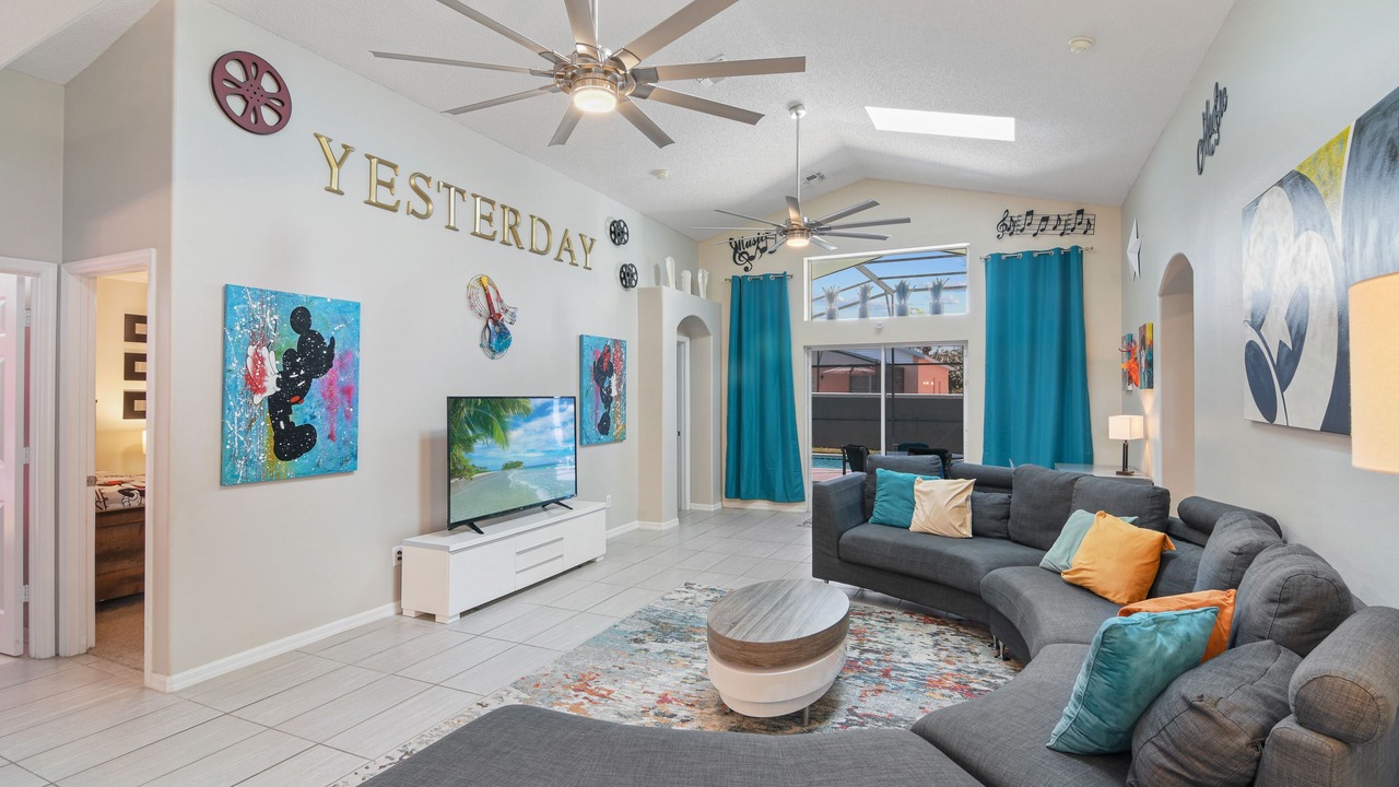 Photo of Livingroom in Windsor Palms