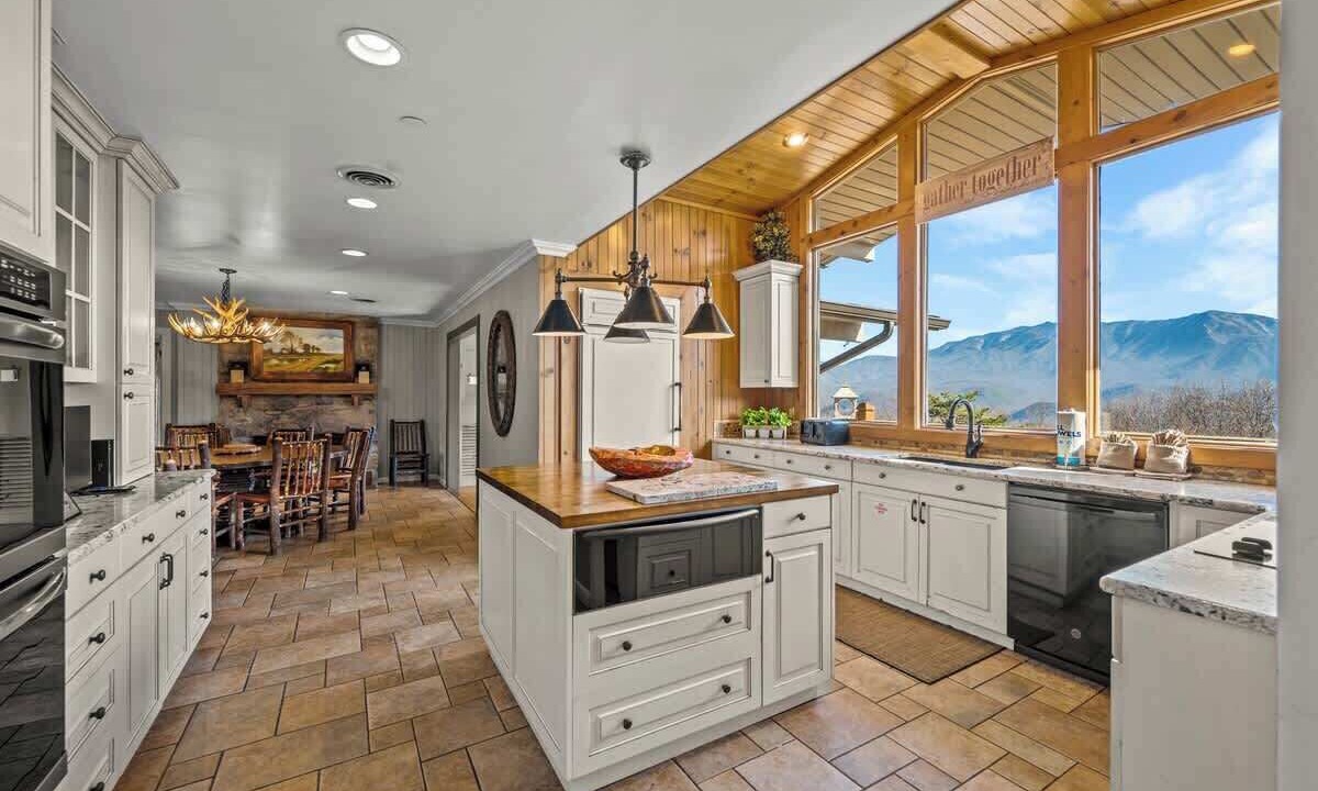 Photo of Kitchen in Chalet Village