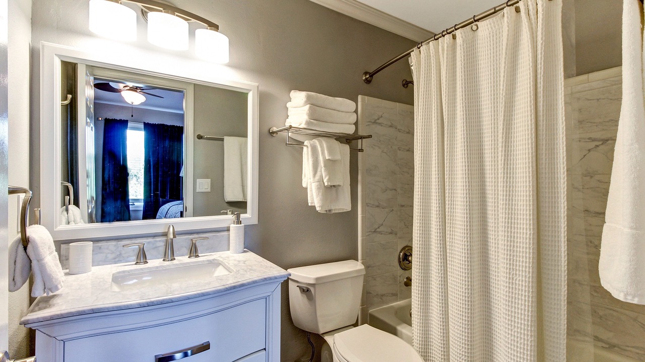 Photo of Bathroom in Amelia City