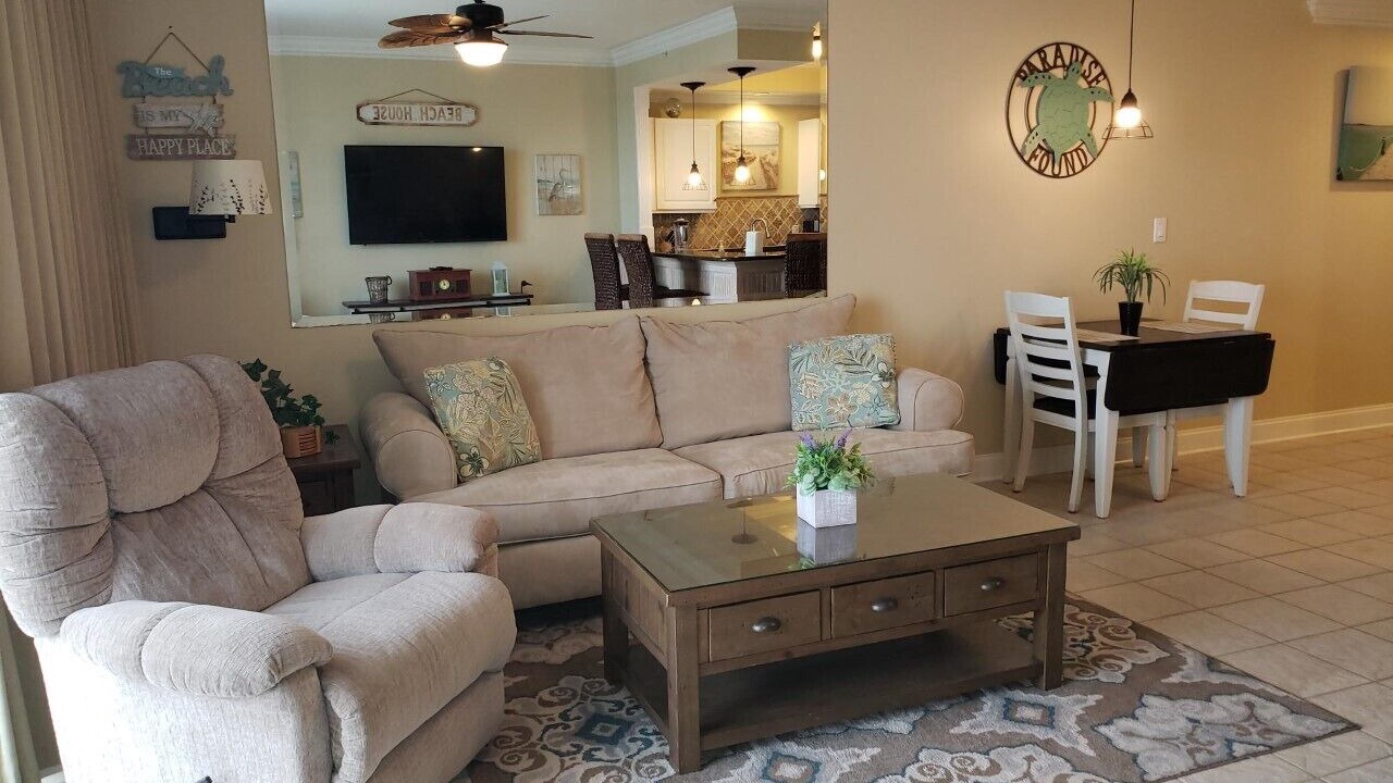 Photo of Livingroom in Fort Walton Beach