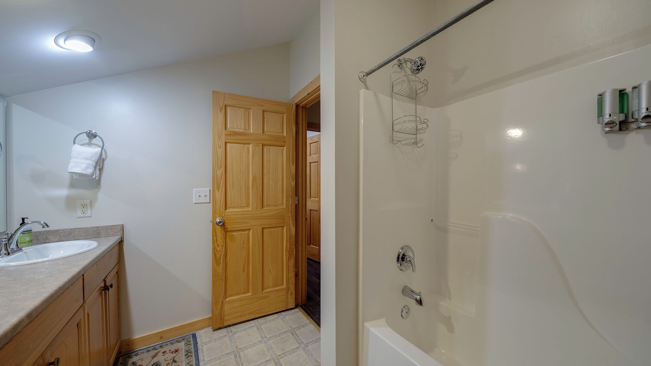 Photo of Bathroom in Cedar Mountain