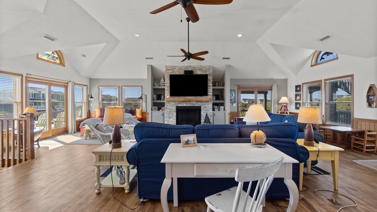 Photo of Livingroom in Whalehead Beach