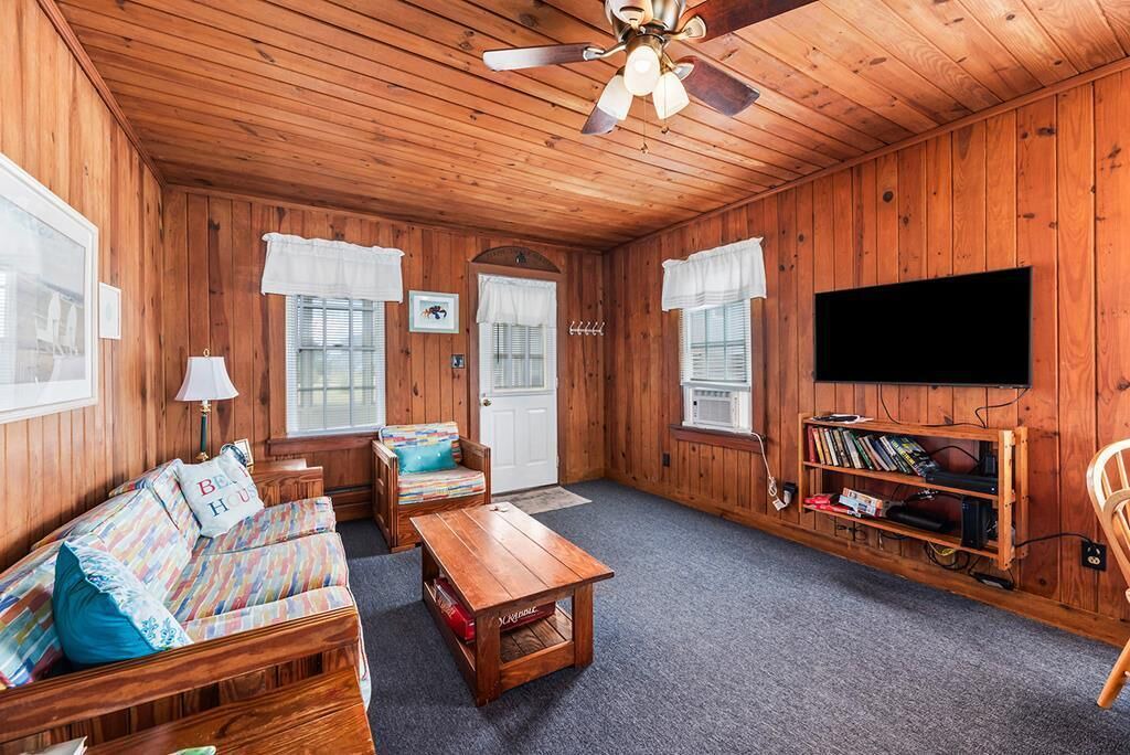Photo of Livingroom in South Nags Head