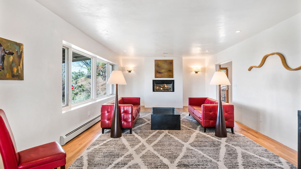 Photo of Livingroom in Downtown Santa Fe