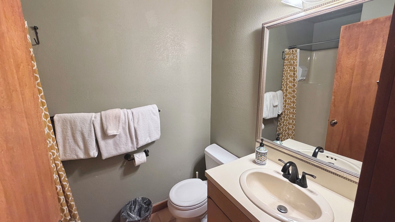 Photo of Bathroom in Beech Mountain