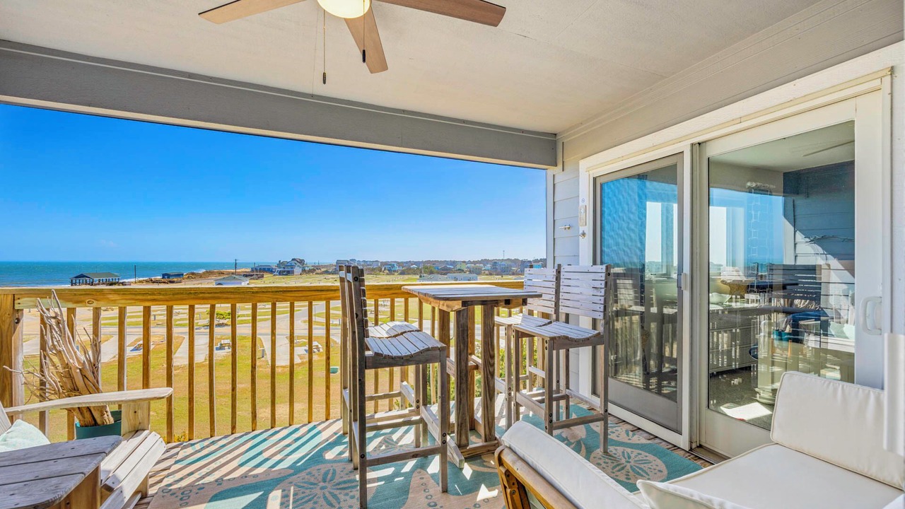 Photo of Patio Balcony in Rodanthe