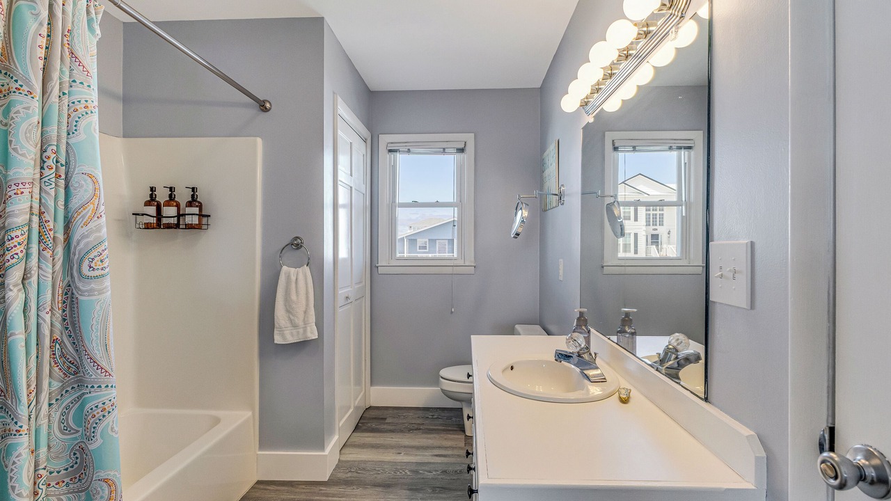 Photo of Bathroom in Holden Beach