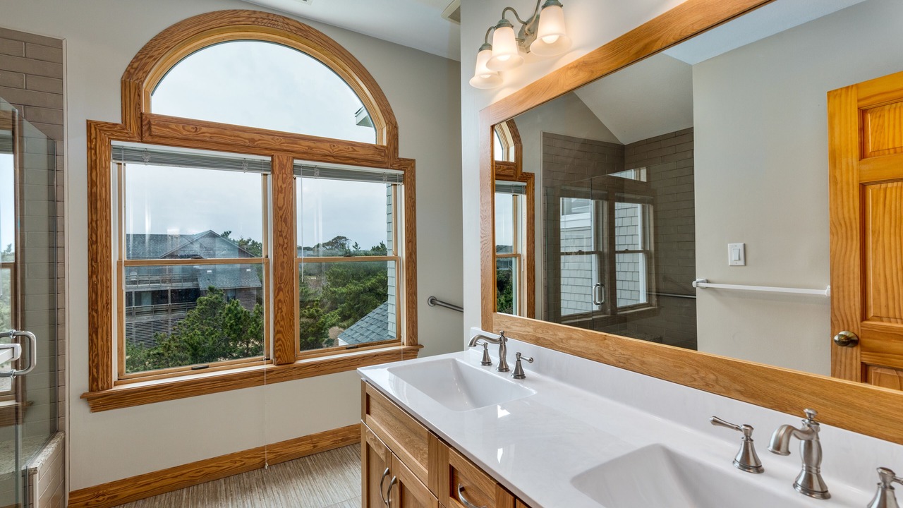 Photo of Bathroom in Duck