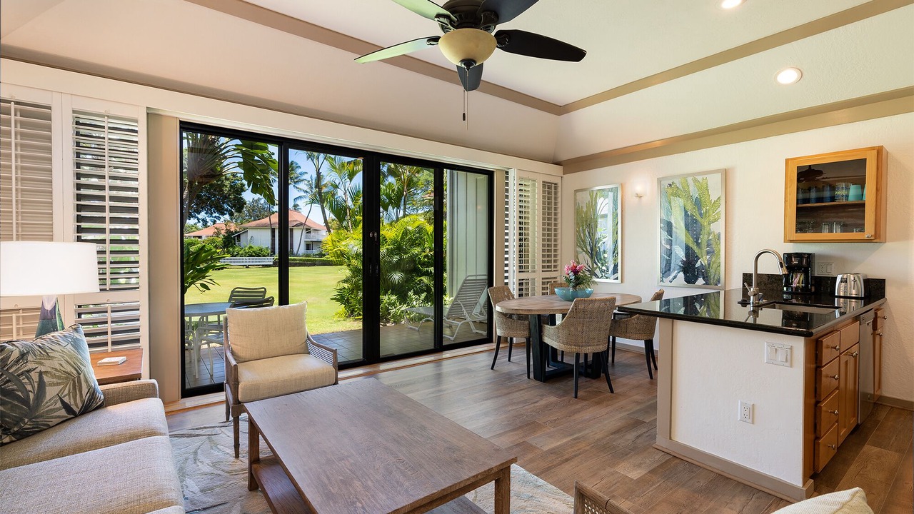 Photo of Livingroom in Poipu