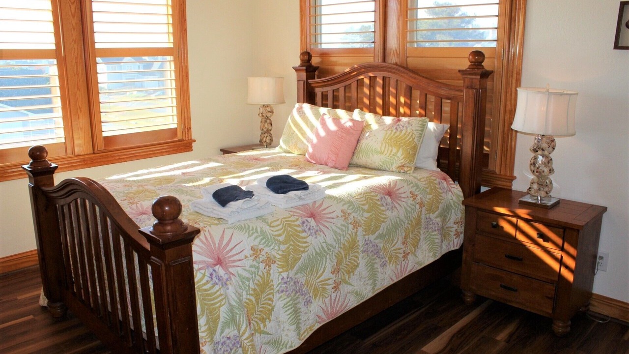 Photo of Bedroom in Manteo