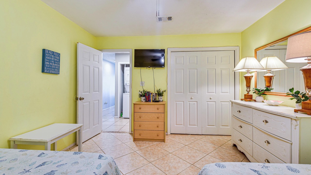Photo of Bedroom in Biltmore Beach
