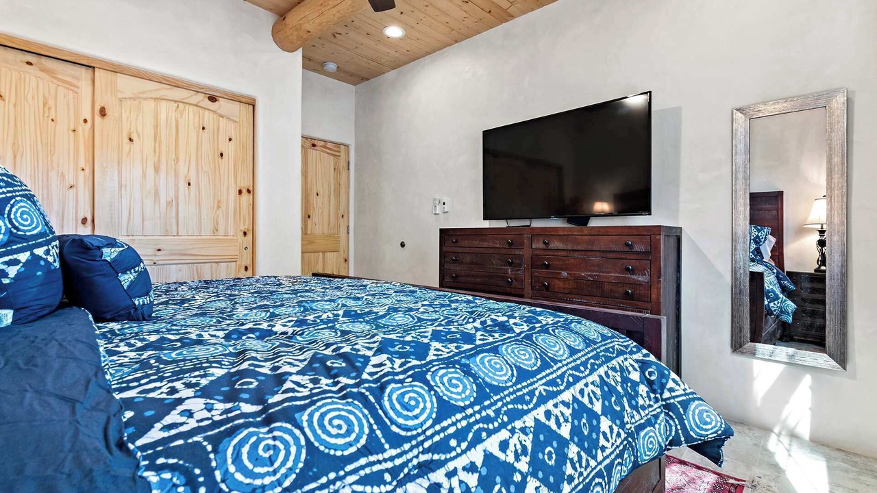 Photo of Bedroom in Northeast Santa Fe