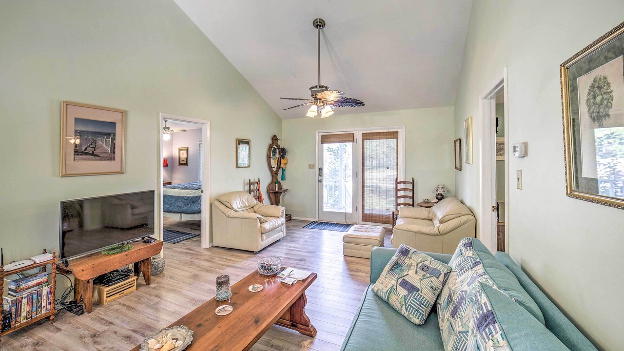 Photo of Bedroom in Long Beach