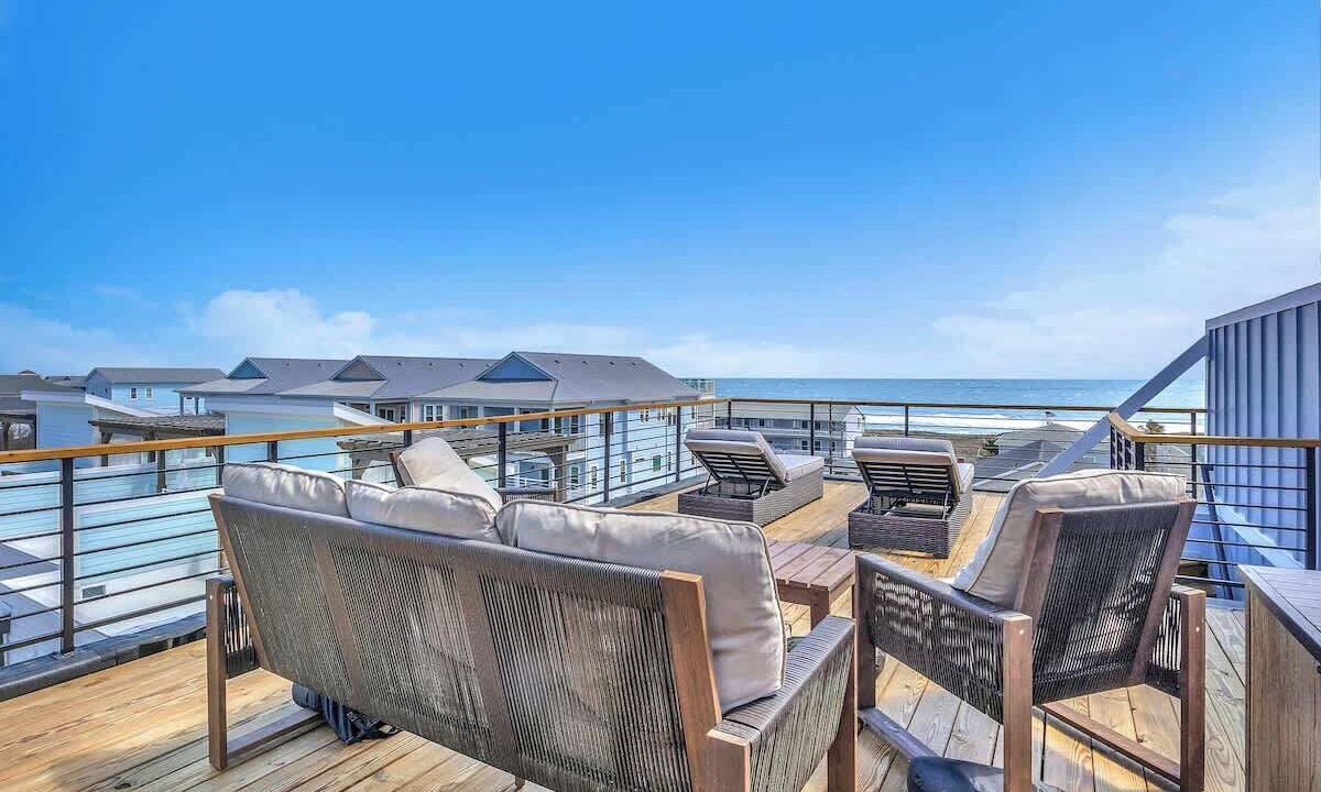 Photo of Patio Balcony in North Carolina Coast
