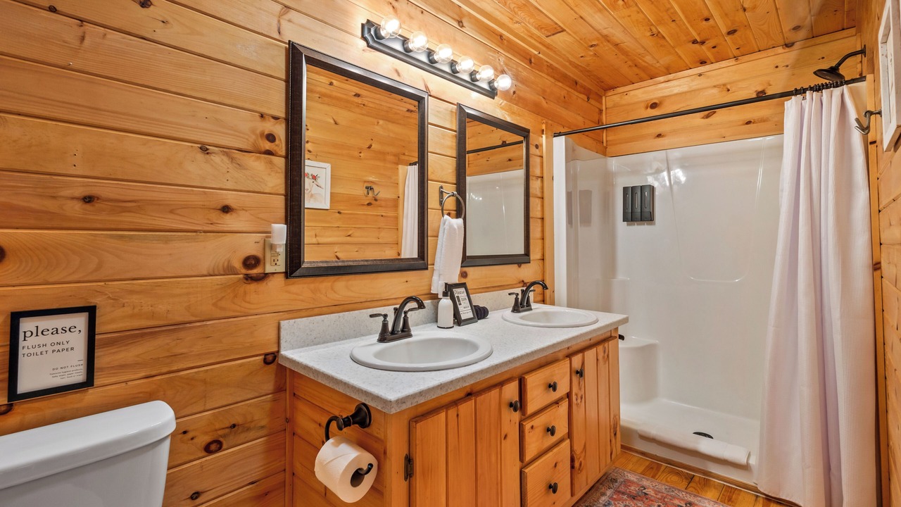Photo of Bathroom in Williamstown