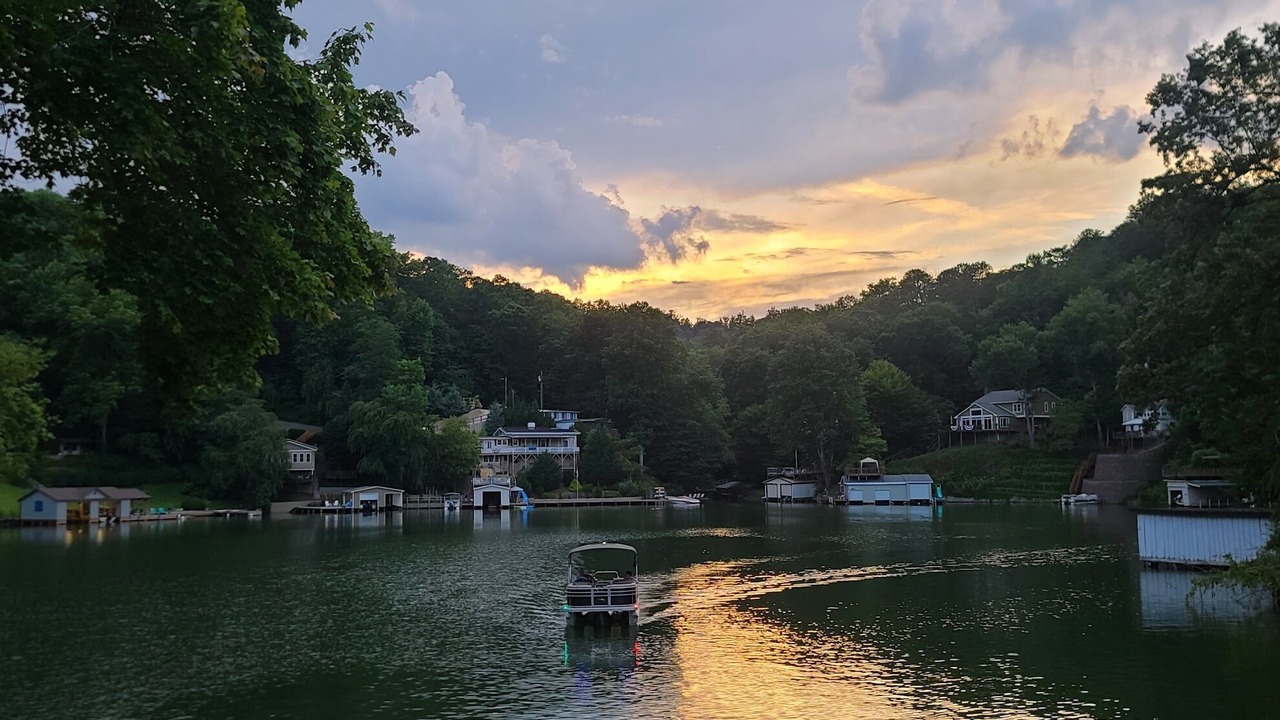 Photo of Others in Lake Lure