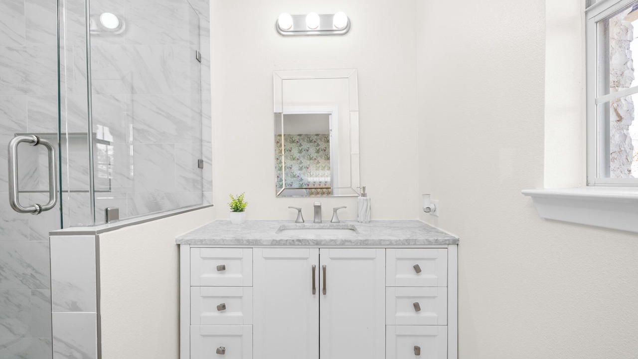Photo of Bathroom in Vance Jackson