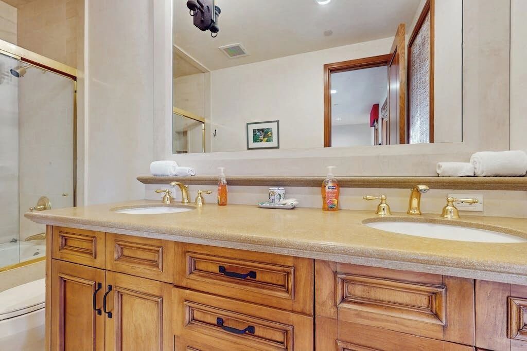 Photo of Bathroom in West End