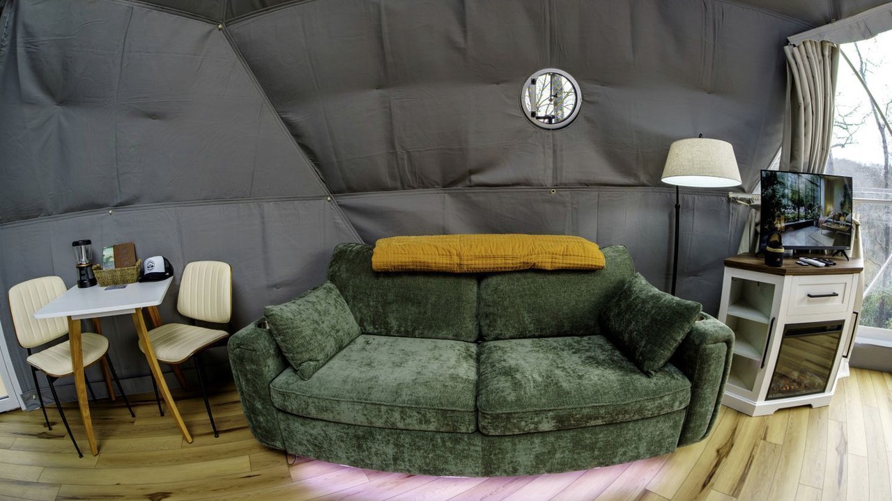 Photo of Livingroom in Balsam Grove