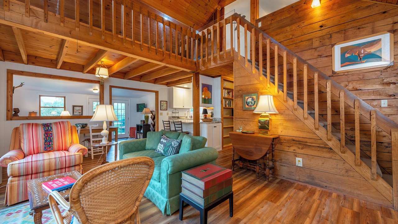 Photo of Livingroom in Burnsville