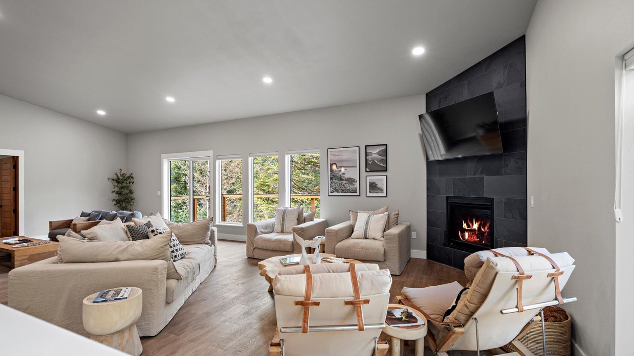 Photo of Livingroom in Alyeska