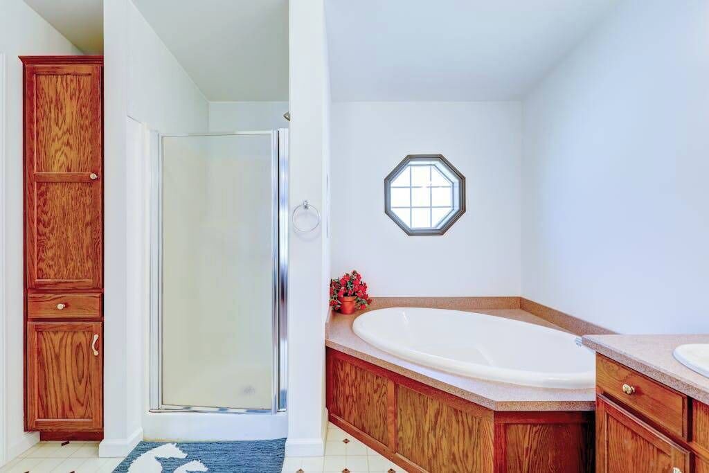 Photo of Bathroom in Country Club Estates