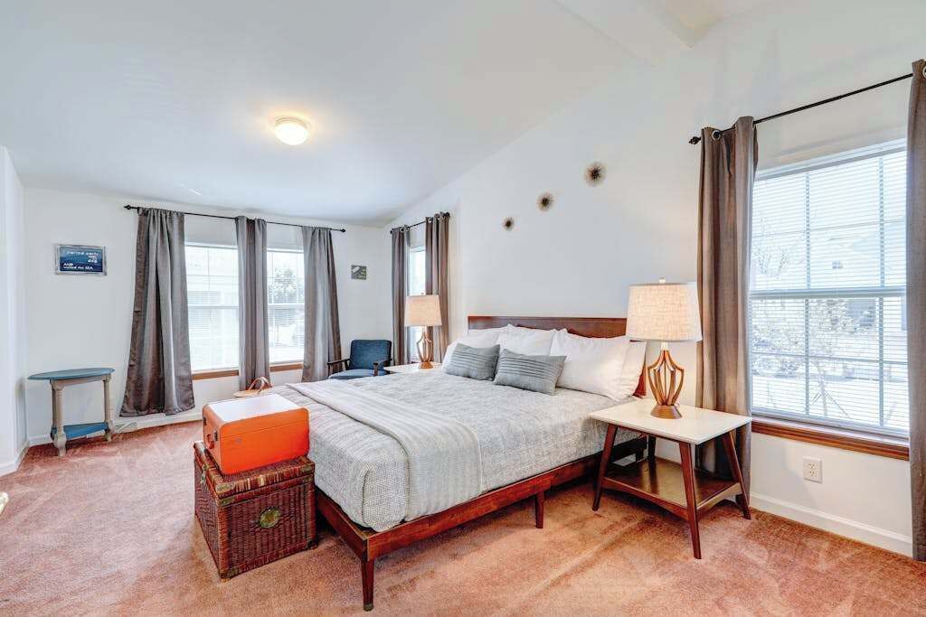 Photo of Bedroom in Country Club Estates