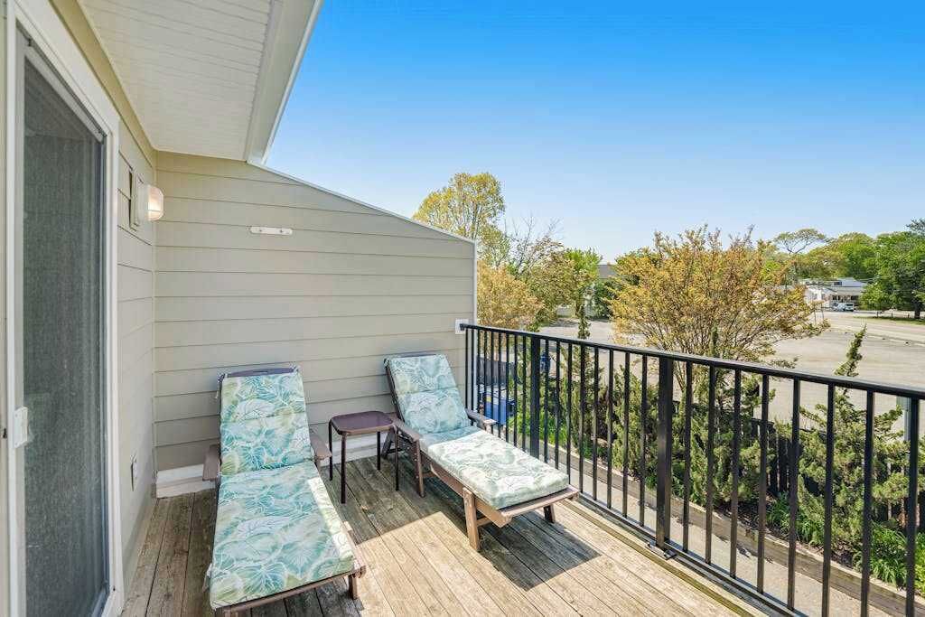 Photo of Patio Balcony in Country Club Estates