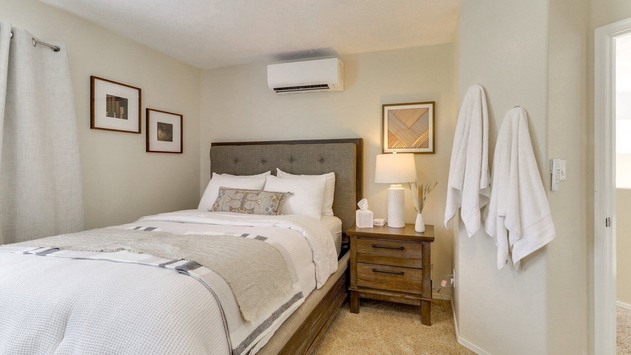Photo of Bedroom in Alban Hills