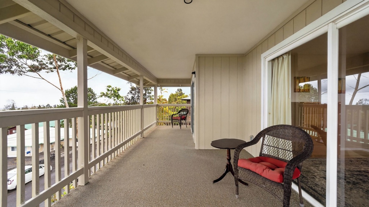 Photo of Patio Balcony in Hilo
