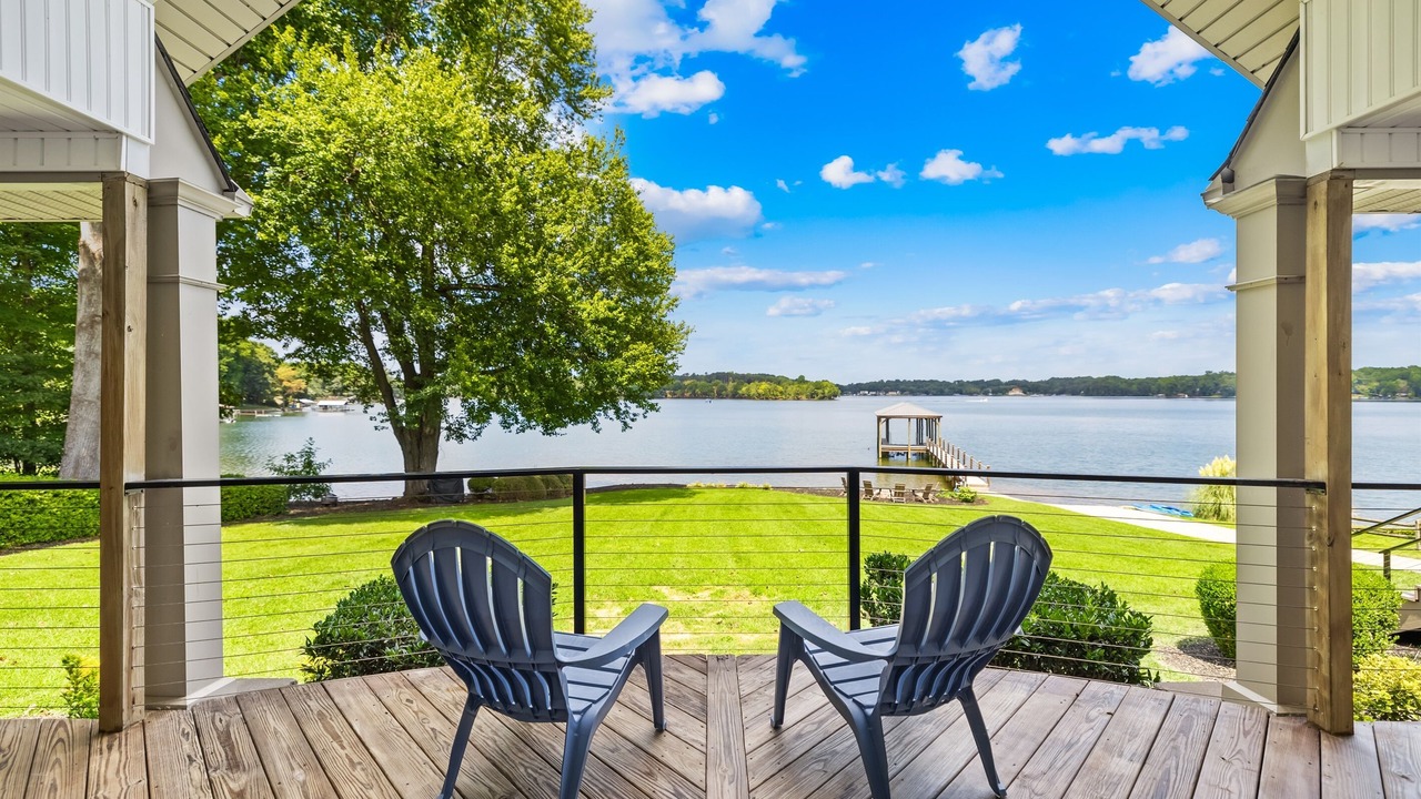 Photo of Patio Balcony in Lake Norman of Catawba