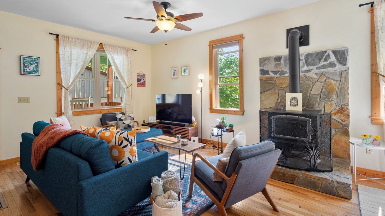 Photo of Livingroom in Burnsville