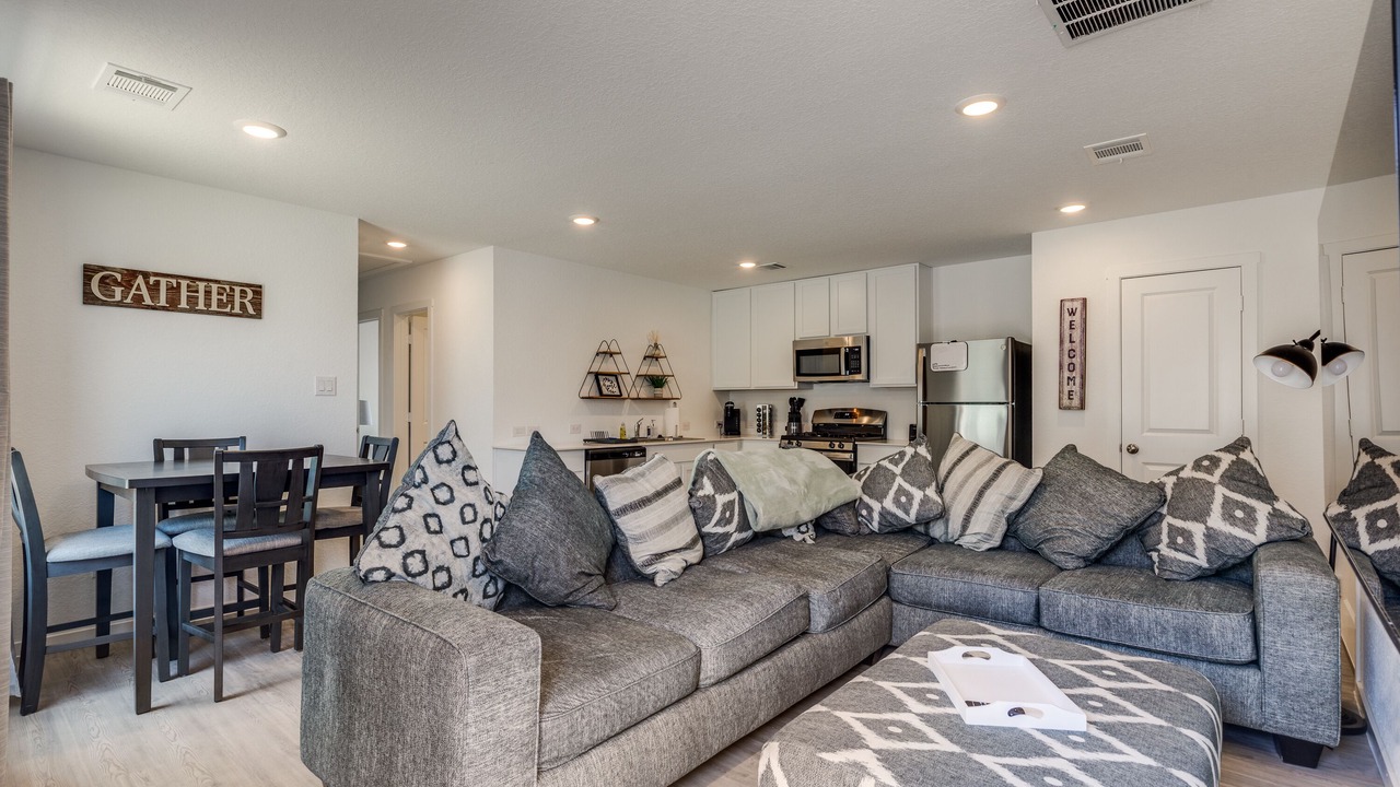 Photo of Livingroom in Medina Valley
