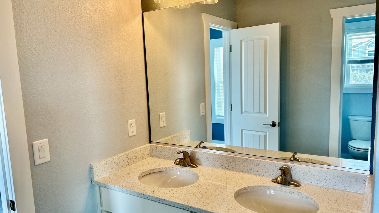 Photo of Bathroom in Carova Beach