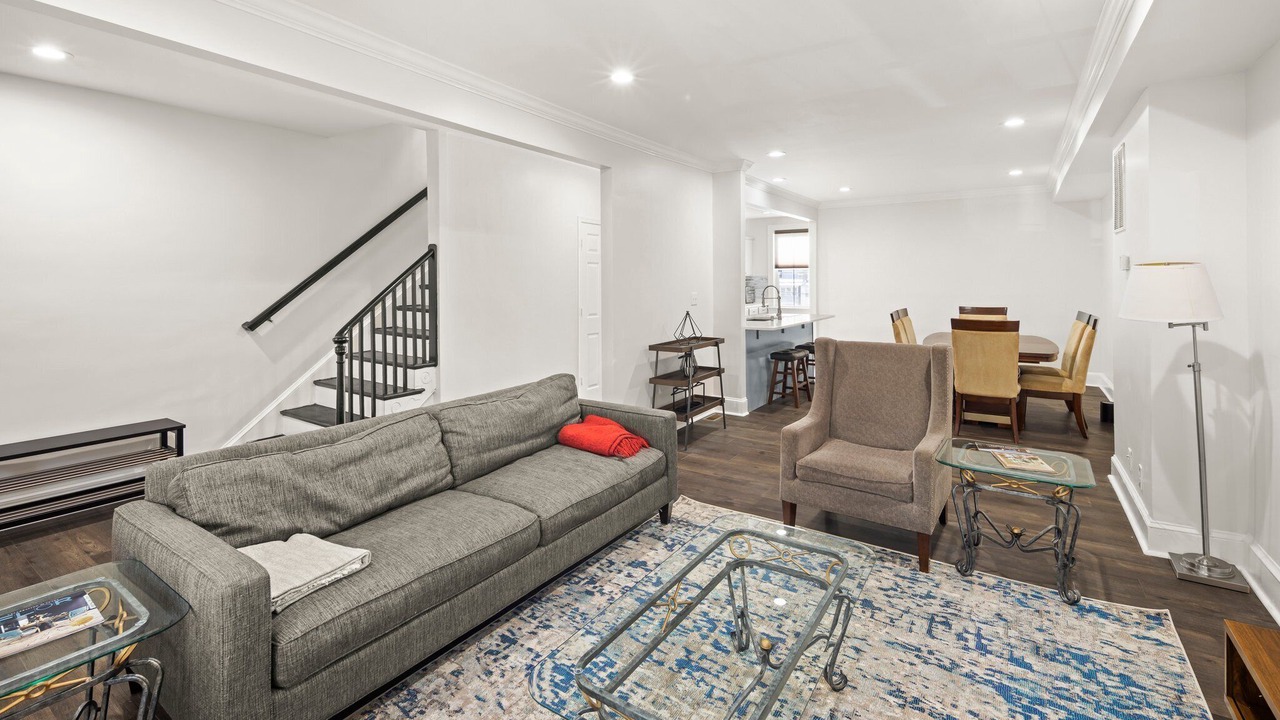 Photo of Livingroom in Brightwood Park