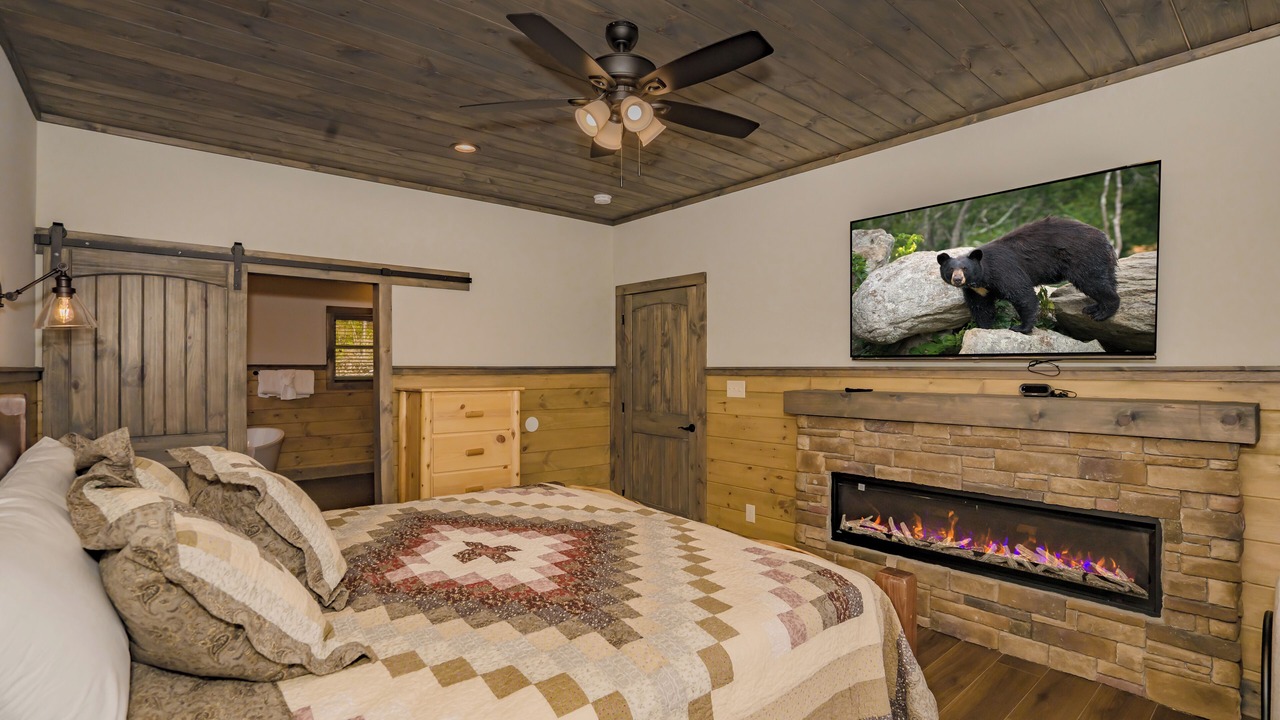 Photo of Bedroom in Smoky Mountains