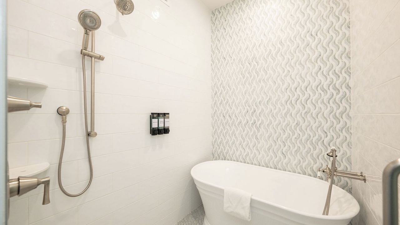 Photo of Bathroom in Historic Seaport