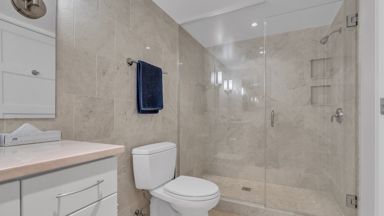 Photo of Bathroom in Chinatown