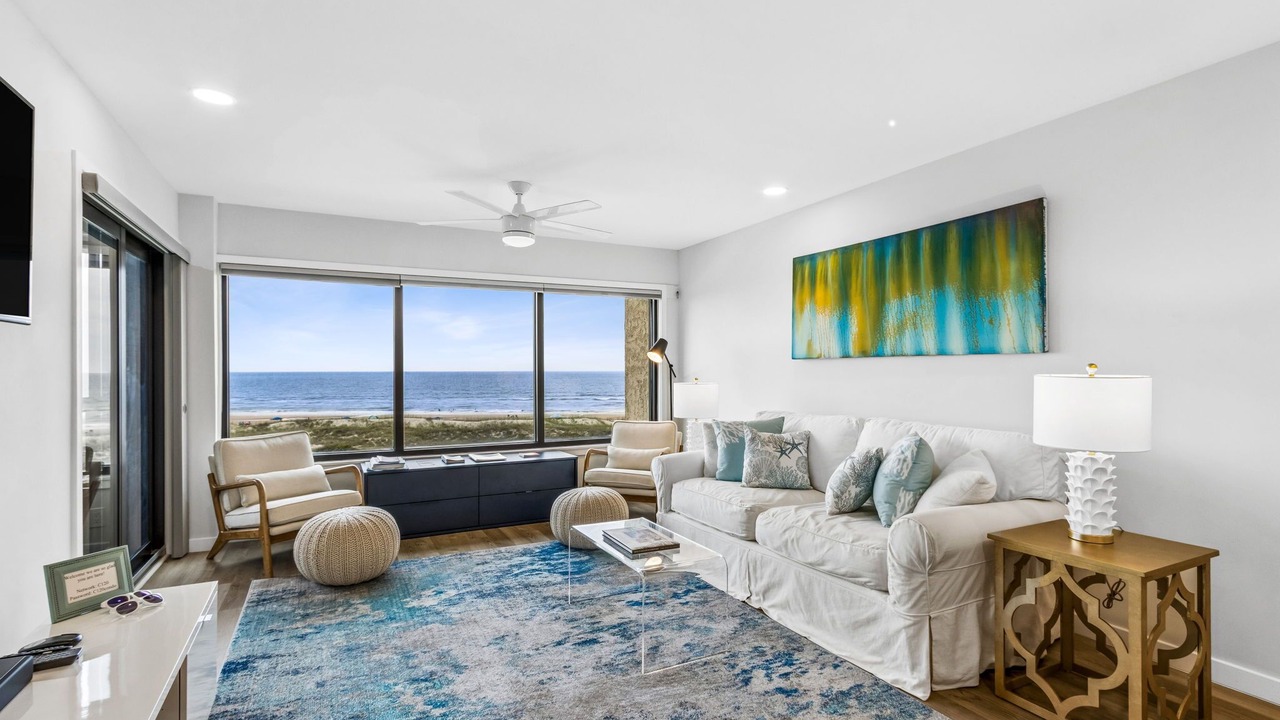 Photo of Livingroom in Amelia City