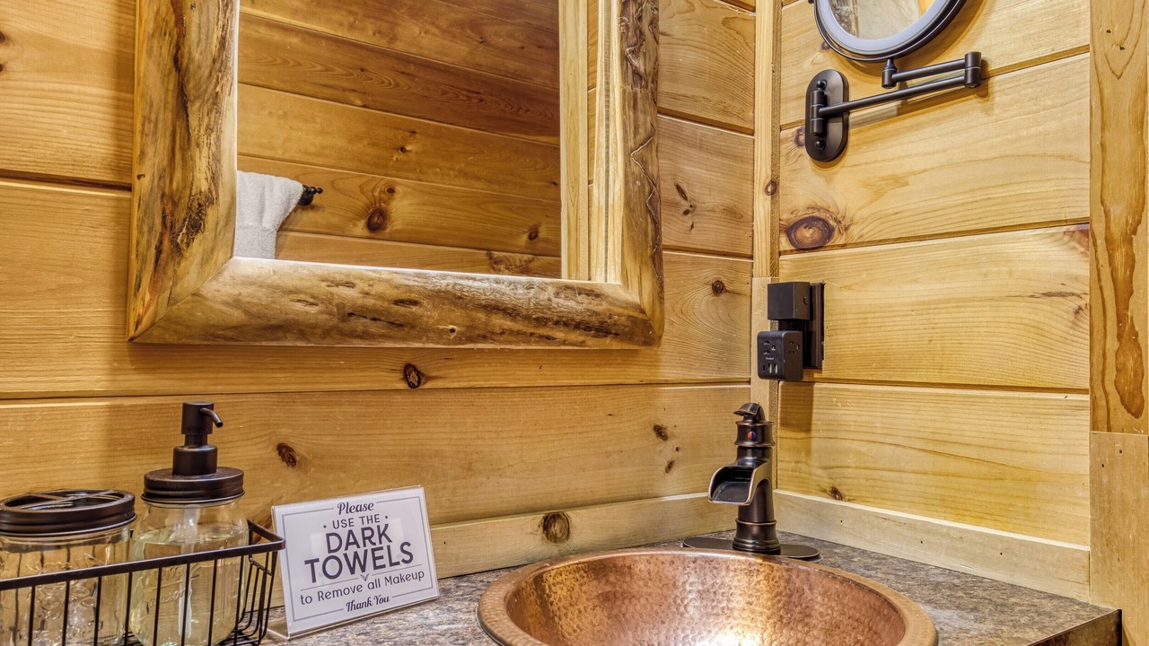 Photo of Bathroom in Smoky Mountains