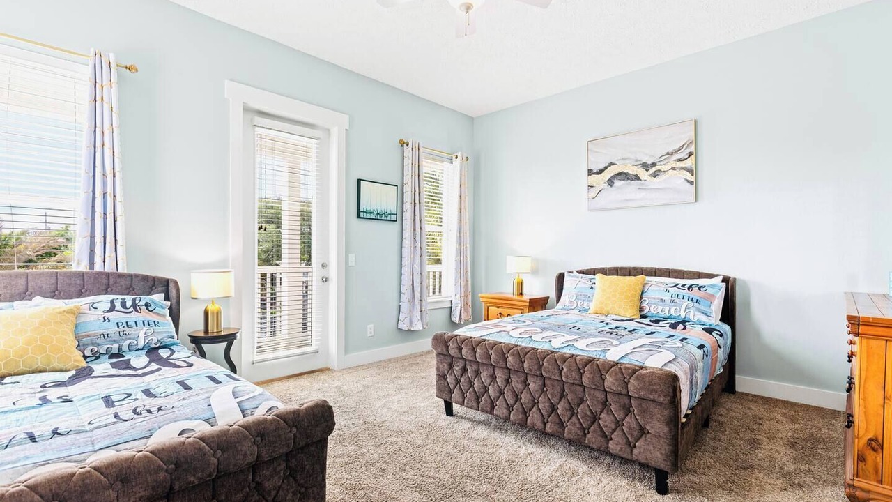 Photo of Bedroom in Laguna Beach Estates