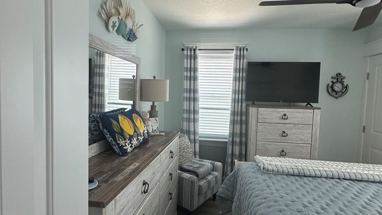 Photo of Bedroom in Colington Harbour