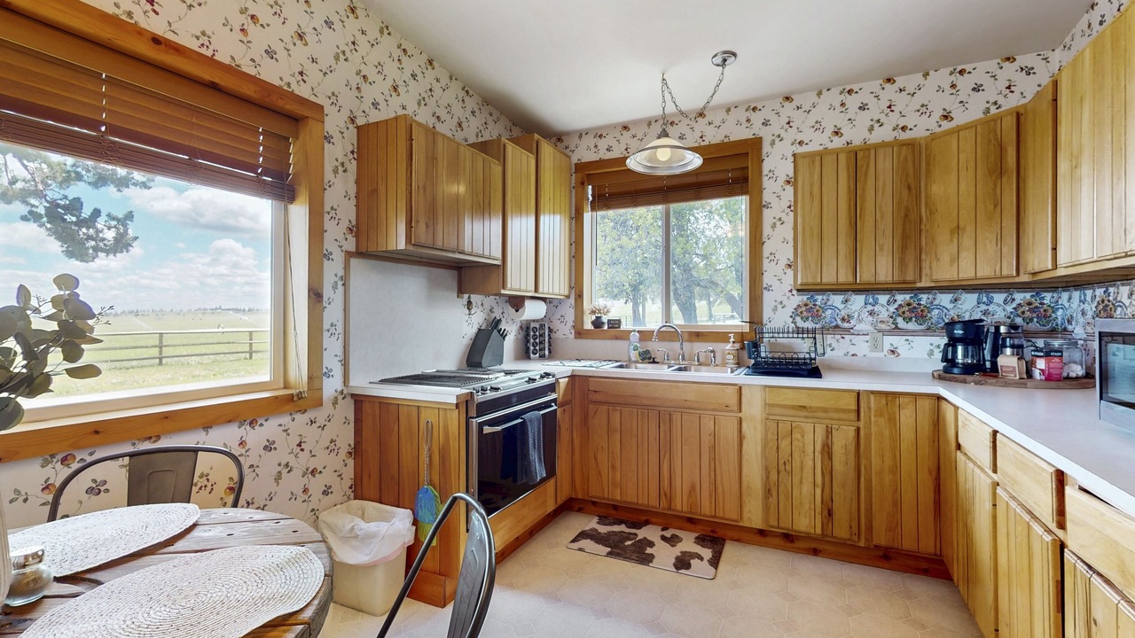 Photo of Kitchen in Crooked River Ranch